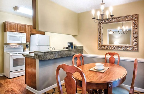 Williamsburg Condo | 2 Bedroom Lockoff Condo, Sleeps 6, Kitchen, Williamsburg, Patriots Place Resort!