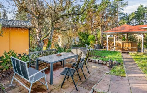 Schonlage House | 2 Bedroom Lovely Home In Weitendorf