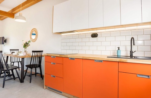 Debina House | 2 bedroom lovely home in Rowy