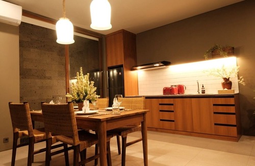 Tanjungbenoa Villa | 2-Bedroom Minimalist Villa in Parerenan #5