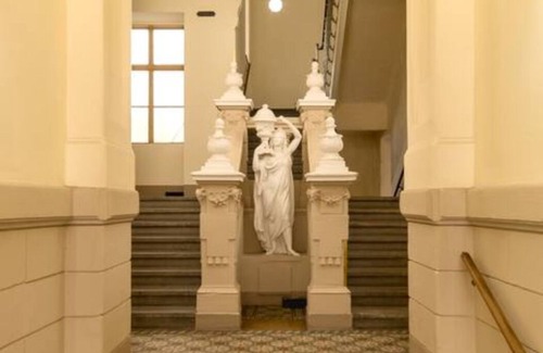 Favoriten Condo | 2 Bedroom near metro+Perfect for long term stay