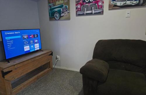 Nipawin House | 2 bedroom next to Golf Course