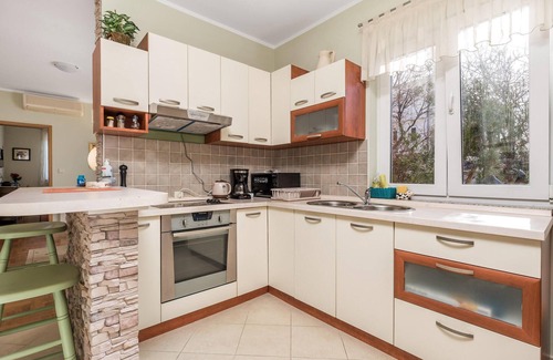 Rab Apartment | 2 bedroom nice apartment in Rab
