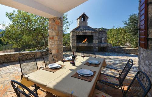 Stari Grad House | 2 Bedroom Nice Home In Stari Grad