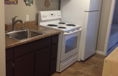 Nokomis Cottage | 2 BEDROOM ON INTRACOASTAL W/BEACH ACCESS