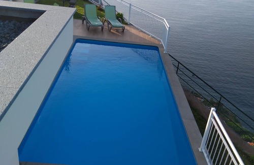 Calheta House | 2 Bedroom Private vacation home in Calheta