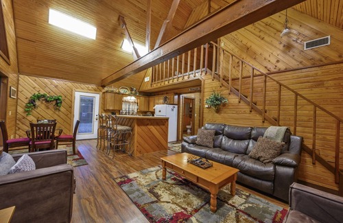 Broken Bow Cabin | 2 Bedroom Riverfront A-Frame Cabin with Deck