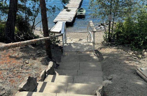 Blind Bay RV Rental | 2 Bedroom RV with beach dock and views nEagle Rock Resort #2