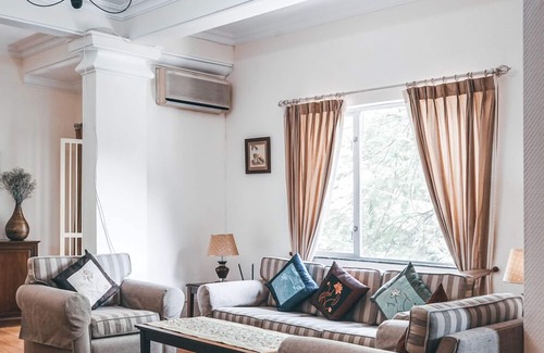 Hai Ba Trung Apartment | 2 Bedroom Serviced Apartment Hanoi City Center Central Location