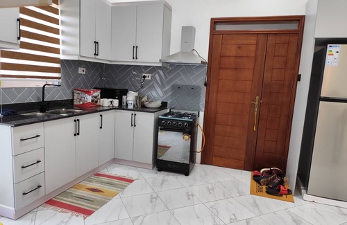 Entebbe Apartment | 2 Bedroom, Soothing apartment with WiFi in Nkumba, Entebbe, with Lake view