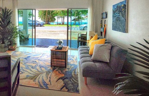 Thai Mueang House | 2 bedroom dream beach house on Turtle Beach, Phang Nga