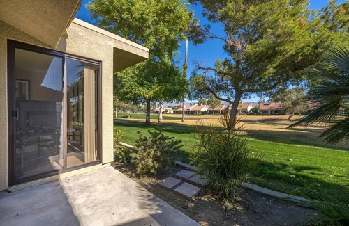Palm Desert Condo | 2 Bedroom Unit in Great Location on 2nd Fairway