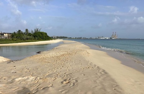 Bridgetown Apartment | 2-bedroom upstairs Apt in brilliant Bridgetown with WiFi, AC, full kitchen etc.