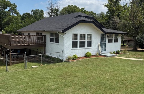 Van Buren House | 2-bedroom vacation home near Mark Twain National Forest