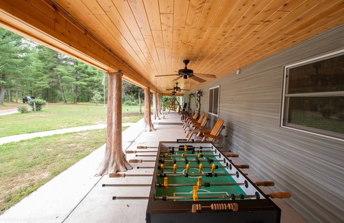 Harrison House | 2-bedroom vacation home just 10 minutes from Harrison Park