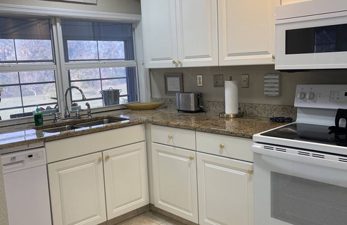 Punta Gorda House | 2-bedroom vacation home just 15 minutes from Fishermen's Village