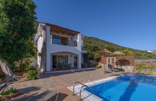 Agios Nikolaos Villa | 2 Bedroom Villa, Pool, Sea Views, Agios Nikolaos, Crete