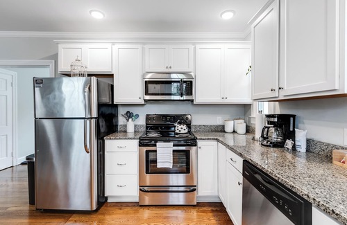 Mary Munford Villa | 2-bedroom villa minutes from Carytown, VCU, UofR, & Richmond Convention Center