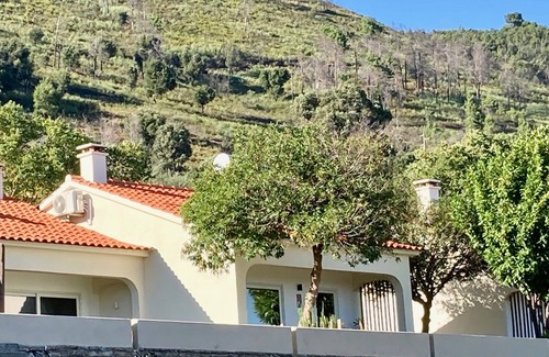 Alpedrinha House | 2 Bedroom Villa with Garden