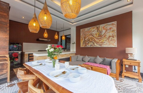 Payangan Villa | 2-Bedroom Villa with Stunning Green View, Private Pool, and Private Kitchen