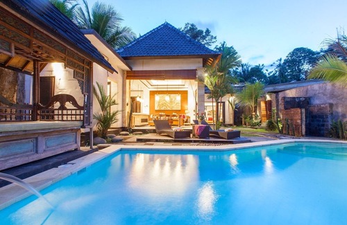 Payangan Villa | 2-Bedroom Villa with Stunning Green View, Private Pool, and Private Kitchen