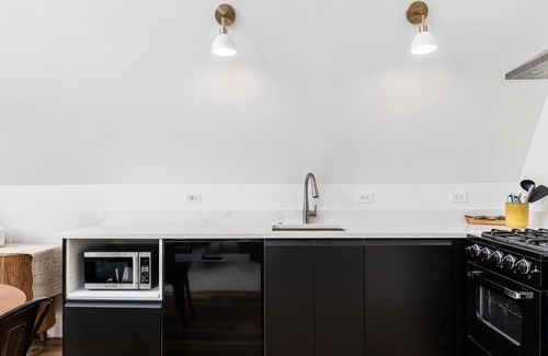 Fairfield Beach Apartment | 2-Bedroom Waterfront A-Frame on Buckeye Lake