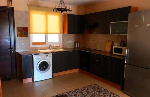Ayia Napa Apartment | 2 bedroom with private garden, walk to Nissi Beachn