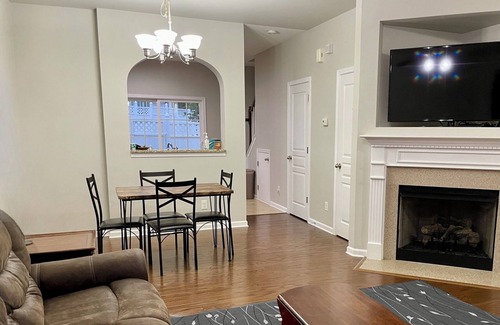 Paw Creek House | 2 bedrooms 3 baths home with fenced yard. Great location!