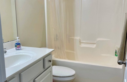 Paw Creek House | 2 bedrooms 3 baths home with fenced yard. Great location!