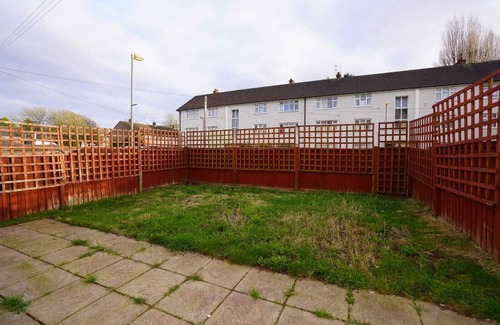 Little Hay Apartment | 2 bedrooms BIRMINGHAM BHX-HS2 NEC COLESHILL LUXURY APARTMENT