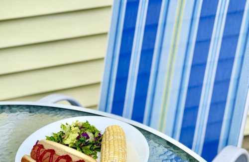Monticello Cottage | 2 bedrooms Cottage perfect for a big group!