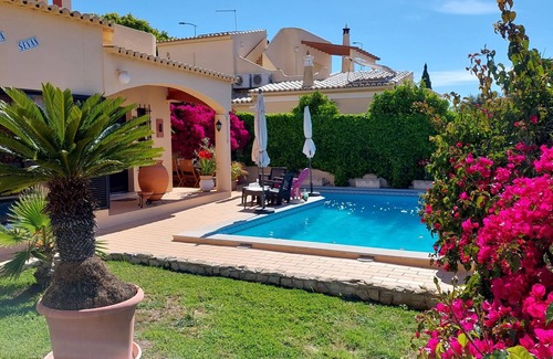 Estombar Villa | 2 Bedrooms in villa with pool, sleeps 4