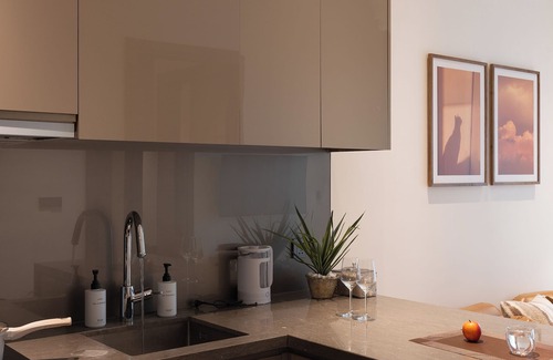 Ben Nghe Apartment | 2 bedrooms Luxury Apartment in The MarQ 6star Building District 1 Sky Pool & Gym