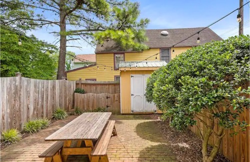 Chestertown House | 2 Beds, 2.5 Baths, Perfect Downtown Location