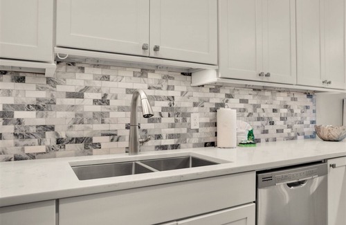 Seagrove Beach Condo | 2 Blocks 2 Beach, Walk to Seaside, Pool, Beach Gear, New Kitchen