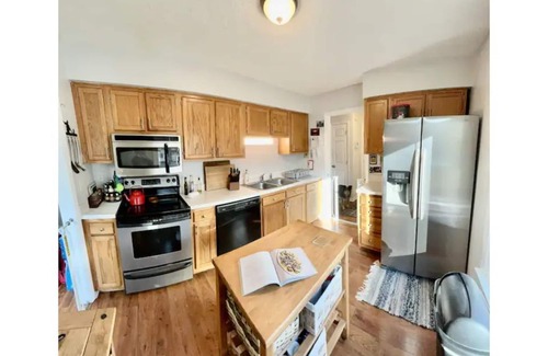 Fayetteville House | 2 BR, 2 Bath Home close to Bragg
