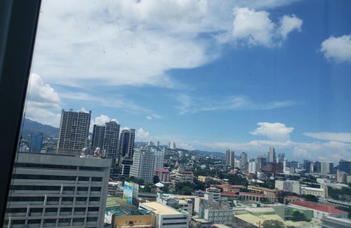 Santa Cruz Condo | 2 BR 2B 80sqm Condo @Center of Cebu City! OFFERING LOWEST PRICE!