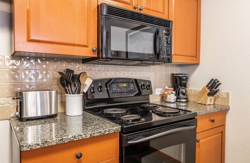 Mammoth Lakes Condo | 2 BR 2BA Luxury Condo in The Village Lodge, Grand Sierra Lodge, STEPS to Gondola