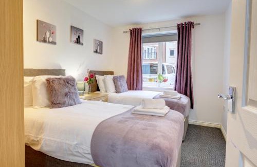 Coventry Apartment | 2-BR Apartment, En-suite, Allocated Parking, next to Playground