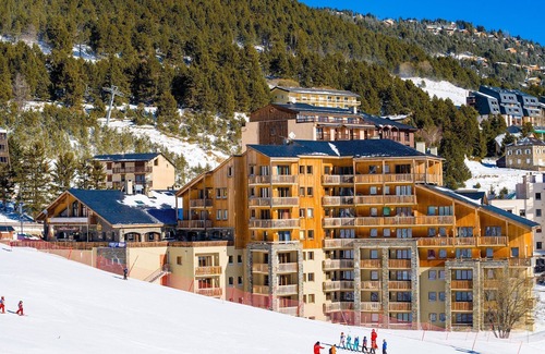 Les Angles Condo | 2 BR Apartment for 6 at L'Orée des Cimes
