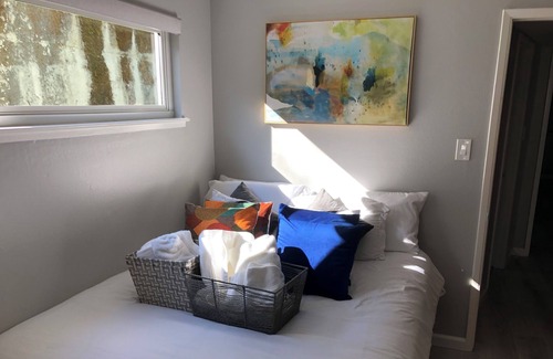 Belmont Apartment | 2-BR apt hot spot for working professionals or families in the Belmont Hills
