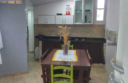 Barra da Lagoa Apartment | 2 Minutos da Praia da Barra da Lagoa, Apto Para até 7 Pessoas