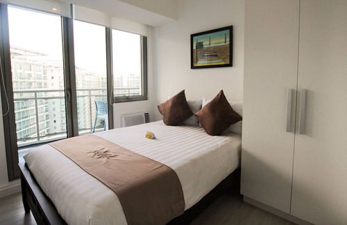 Don Bosco Apartment | 2-BR Beach View @ Maui 1814