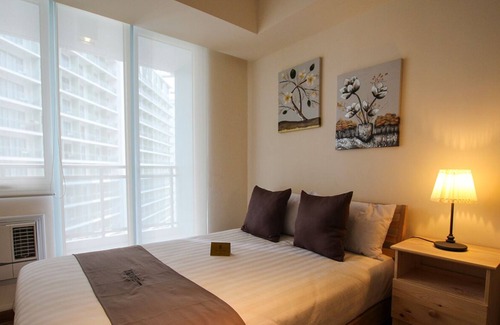 Don Bosco Apartment | 2-BR Beach View @ Maui 1108