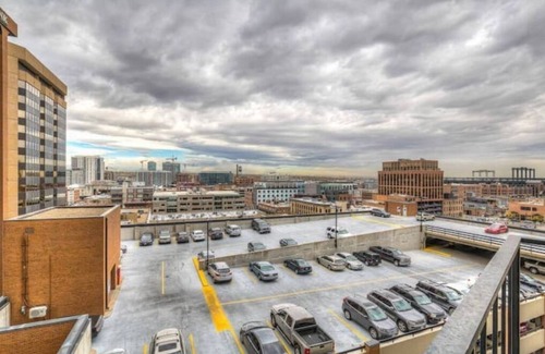 LoDo Apartment | 2 BR condo in heart of LoDo with great amenities