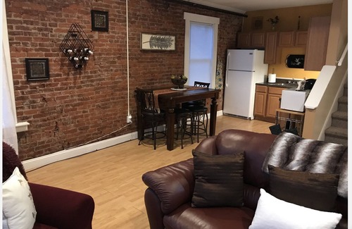 Scranton Apartment | 2 BR Executive w/Iconic Views in Historic Scranton
