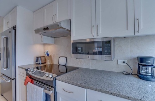 Shaw Apartment | 2 BR Fully Furnished Apartment at Penn Quarters - Surrounded by Best Restaurants