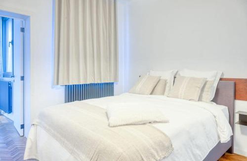 University District Apartment | 2-BR Haven in Antwerp