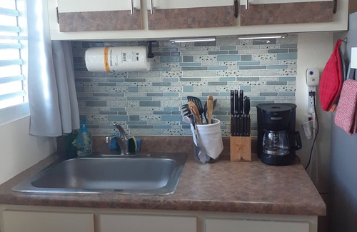 Culebra Pueblo Cottage | 2 BR House W/Studio Apartment ~ Beach Gear,Wifi, Netflix & Beautiful Bay Views