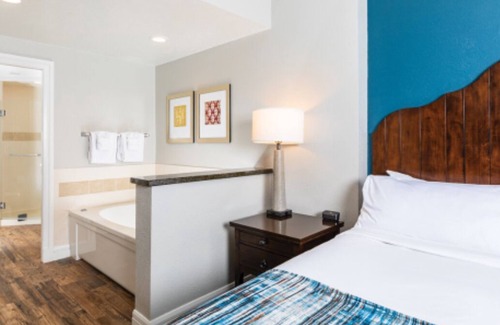 Lakeside Park Resort | 2 BR- MARRIOTT VACATION CLUB-TIMBER LODGE, SOUTH LAKE TAHOE, SLEEPS 8, 1100 SF